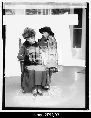 Frau A. Mitchell Palmer & Maria Dixon Stockfoto