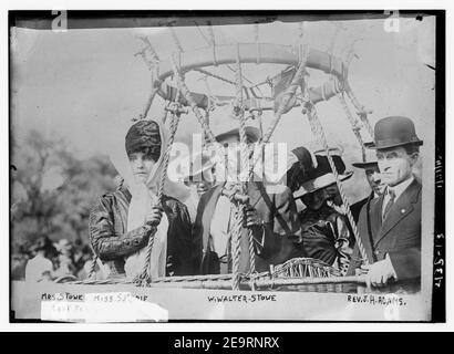 Frau Stowe, Miss S. Marie, W. Walter Stowe, Pfr. J.J. Adams Stockfoto