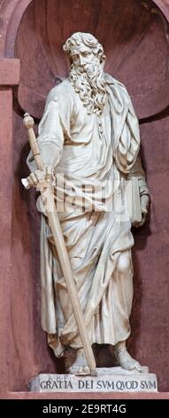 PADUA, ITALIEN - 10. SEPTEMBER 2014: Die barocke Statue des Apostels Paulus in der Kirche Chiesa di San Gaetano von Ruggero Blescape aus dem 18. Jh. Stockfoto