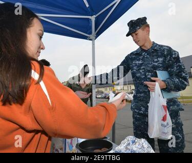 NAF Misawa CFC-O Halloween Fundraiser 131031 Stockfoto