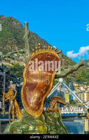 Noblesse du Temps Skulptur entworfen von Salvador Dali in Andorra la Vella Stockfoto