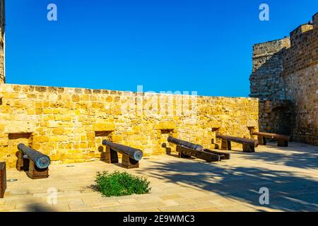 Innenhof der Larnaka Burg auf zypern Stockfoto