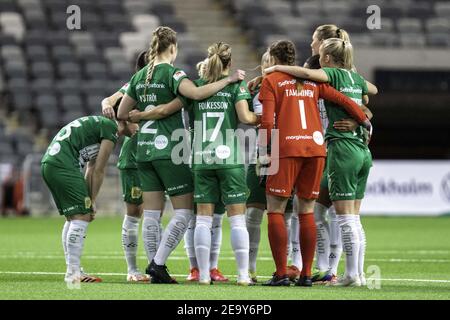 Stockholm, Schweden. Februar 2021, 06th. Hammarby trifft sich vor dem Halbfinale der Volkswagen Stockholm Challenge zwischen Hammarby und AIK in der Tele2 Arena in Stockholm, Schweden Quelle: SPP Sport Pressefoto. /Alamy Live Nachrichten Stockfoto