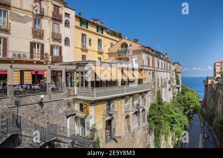 Sorrento, Kampanien, Amalfiküste, Italien - Mai 18 2016: Sorrento ist eine der schönsten Städte an der Amalfiküste. Stockfoto