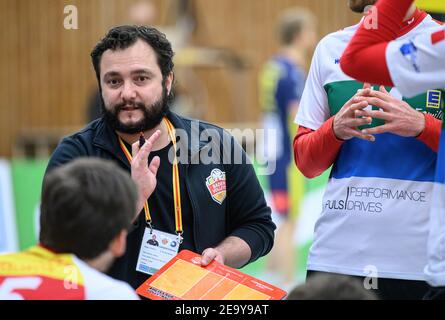 Karlsruhe, Deutschland. 06th Feb, 2021. Trainer Antonio Bonelli (SSC KA). GES/Volleyball/2. Bundesliga-Geklagt: Baden Volleys SSC Karlsruhe - SV Schwaig, 06.02.2021 - zur weltweiten Nutzung Quelle: dpa/Alamy Live News Stockfoto