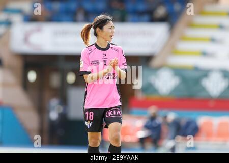 San Jose de la Rinconada, Spanien. Februar 2021, 6th. Yoko Tanaka (Huelva) Fußball: Spanisches Spiel 'Primera Division Femenina' zwischen Real Betis Balompie Feminas 2-0 Sporting Club de Huelva im Estadio Municipal Felipe del Valle in San Jose de la Rinconada, Spanien. Quelle: Mutsu Kawamori/AFLO/Alamy Live News Stockfoto