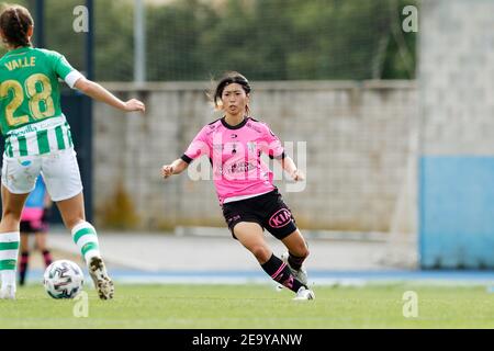 San Jose de la Rinconada, Spanien. Februar 2021, 6th. Yoko Tanaka (Huelva) Fußball: Spanisches Spiel 'Primera Division Femenina' zwischen Real Betis Balompie Feminas 2-0 Sporting Club de Huelva im Estadio Municipal Felipe del Valle in San Jose de la Rinconada, Spanien. Quelle: Mutsu Kawamori/AFLO/Alamy Live News Stockfoto