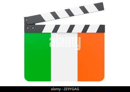 Filmklapperboard mit irischer Flagge, Filmindustrie Konzept. 3D Rendering isoliert auf weißem Hintergrund Stockfoto