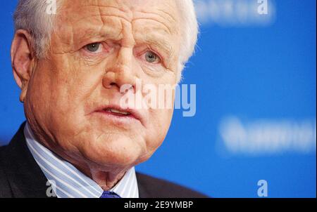Sen. Edward Kennedy (D-Mass.) spricht am 12. Januar 2005 in Washington DC, USA, zu einem Mittagessen im National Press Club über "A Democratic Blueprint for America's Future". Foto von Olivier Douliery/ABACA. Stockfoto