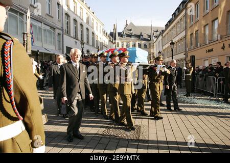 Die Beerdigung der Großherzogin Charlotte von Luxemburg am 15. Januar 2005 in Luxemburg. Die Großherzogin starb am 10. Januar 2005 im Alter von 77 Jahren an Lungenkrebs. Foto von Klein-Nebinger/ABACA. Stockfoto