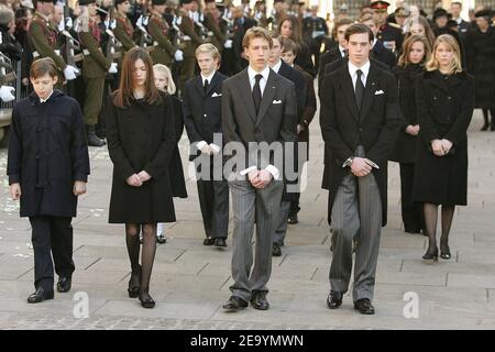 Die Beerdigung der Großherzogin Charlotte von Luxemburg am 15. Januar 2005 in Luxemburg. Die Großherzogin starb am 10. Januar 2005 im Alter von 77 Jahren an Lungenkrebs. Foto von Klein-Nebinger/ABACA. Stockfoto