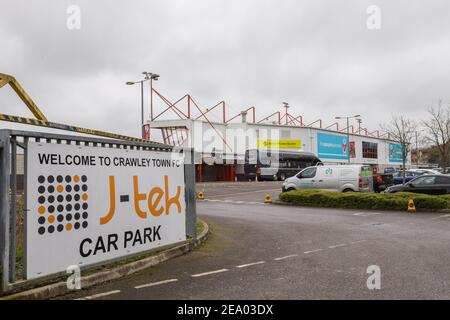 Crawley, Großbritannien. Februar 2021, 06th. Allgemeine Ansicht des Volks Pension Stadium in Crawley, Großbritannien auf 2/6/2021. (Foto von Jane Stokes/News Images/Sipa USA) Quelle: SIPA USA/Alamy Live News Stockfoto