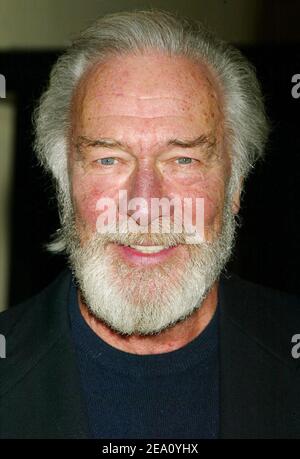 NEW YORK, NY - 4. MÄRZ: Christopher Plummer bei der Eröffnungsparty für King Lear in der Avery Fisher Hall, am 4. März 2004, in New York City. Quelle: Joseph Marzullo/MediaPunch Stockfoto