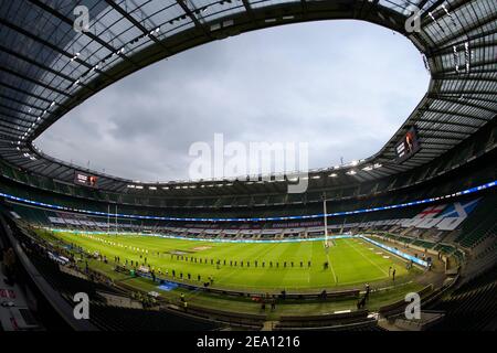 Twickenham, Großbritannien. Februar 2021, 06th. Twickenham Stadium, London 6th Feb 2021 England und Schottland Spieler zollen Captain Sir Tom Moore Tribut Bildquelle: Kredit: Mark Pain/Alamy Live News Stockfoto