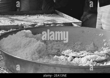 Lebensmittelverteilung während der Bauern Protestgrenze, wo indische Sikh und Hindu-Bauern aus Punjab, Uttar Pradesh und Uttarakhand Staaten Proteste Delh Stockfoto
