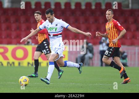 Benevento, Italien. Februar 2021, 7th. Antonio Candreva (UC Sampdoria) während der Serie A Fußballspiel zwischen Benevento - Sampdoria, Stadio Ciro Vigorito am 07. Februar 2021 in Benevento Italien/LiveMedia Credit: Emmanuele Mastrodonato/LPS/ZUMA Wire/Alamy Live News Stockfoto