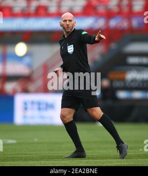 7th. Februar 2021; Fountain of Youth Stadium Hamilton, South Lanarkshire, Schottland; Scottish Premiership Football, Hamilton Academical versus Rangers; Referee Bobby Madden Stockfoto