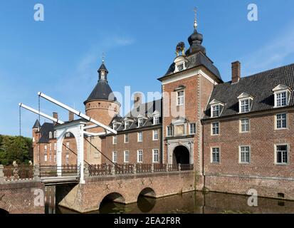 Anholt Wasserschloss mit Zugbrücke, Isselburg, Niederrhein, Münsterland, Nordrhein-Westfalen, Deutschland Stockfoto