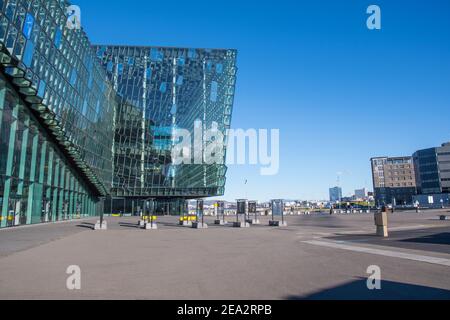 Reykjavik Island - September 5. 2020: Konzert hal Harpa im Stadtzentrum Stockfoto