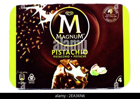 MAGNUM Pistachio Eis. Magnum ist eine Marke von Unilever Stockfoto