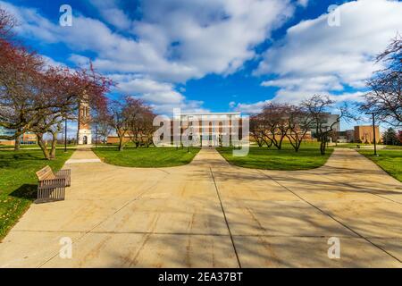 ROCHESTER, MI, USA - NOVEMBER 11: Kresge Library am 11. November 2020 an der Oakland University in Rochester, Michigan. Stockfoto