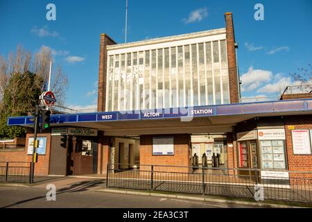 London - West Acton U-Bahnstation in Ealing, West London Stockfoto