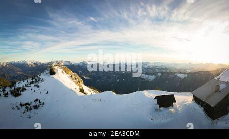 Gipfel des Hochkar in Niederösterreich im Winter. Alpenraum in den österreichischen Alpen. Stockfoto