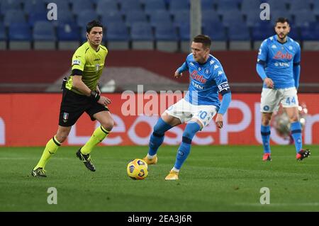 Genua, Italien. Februar 2021, 6th. Genua, Italien, Luigi Ferraris Stadion, 06. Februar 2021, Piotr Zielinski (Napoli) während Genua CFC vs SSC Napoli - Italienische Fußball Serie A Spiel Kredit: Danilo Vigo/LPS/ZUMA Wire/Alamy Live News Stockfoto