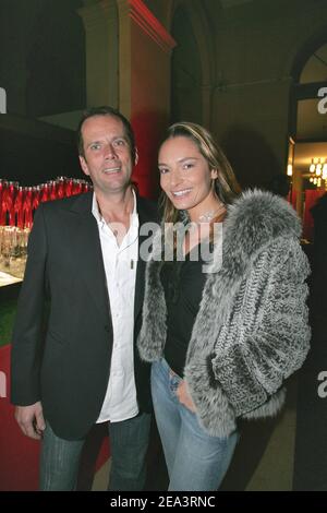 Der französische Schauspieler Christian Vadim und eine Freundin bei einer Moet&Chandon Party im Palais Brongniart in Paris, Frankreich, am 13. April 2005. Foto von Laurent Zabulon/ABACA. Stockfoto