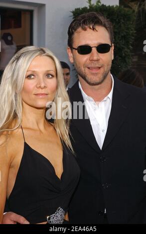 Russell Crowe und Frau Danielle Spencer besuchen Universal Pictures' Weltpremiere von "Cinderella man", die am 23. Mai 2005 auf dem Universal City Walk in Universal City, Kalifornien, stattfand. Foto von Lionel Hahn/ABACA Stockfoto