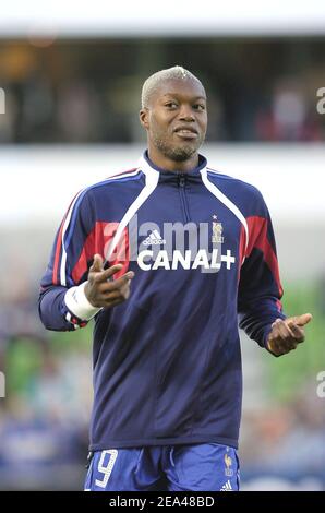 Der französische Djibril Cisse bei einem Freundschaftsspiel gegen Ungarn im Stadion Saint Symphorien in Metz, Ostfrankreich, am 31. Mai 2005. Frankreich gewann 2-1. Foto von Nicolas Gouhier/Cameleon/ABACA. Stockfoto