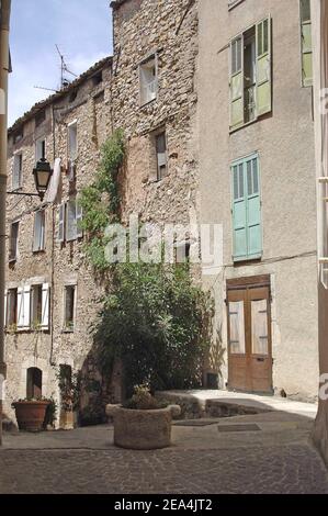 Illustration von Fayence, Frankreich am 10. Juli 2005, wo Angelina Jolie und Brad Pitt ein Haus kaufen sollen. Foto von ABACAPRESS.COM. Stockfoto