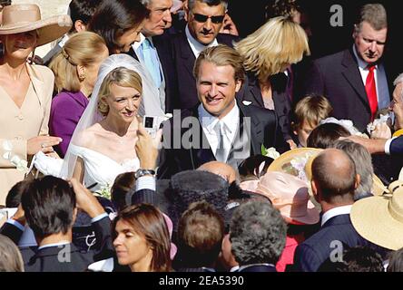 Hochzeit von Delphine Arnault und Alessandro Gancia in Bazas, Südwestfrankreich am 17. September 2005. Ihr Vater Bernard Arnault, C.E.O von LVMH Empire, und seine Frau Helene Mercier Arnault besuchen die Hochzeit. Foto von ABACAPRESS.COM Stockfoto