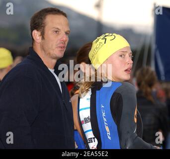 Estella Warren und Peter Berg nehmen am 25th. September 2005 am jährlichen Nautica Malibu Triathlon 19th Teil, um der Elizabeth Glaser Pediatric AIDS Foundation, Zuma Beach, Malibu, Los Angeles zu nutzen. Foto von Lionel Hahn/ABACAPRESS.COM Stockfoto