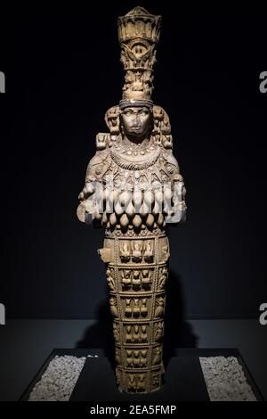 Statue von Artemis im archäologischen Museum von Ephesus in Selcuk, Türkei. Stockfoto