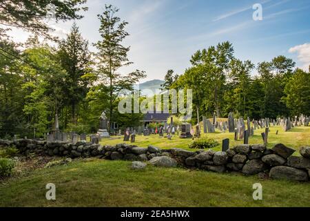 Der Old Burying Ground in Jaffrey, New Hampshire, neben dem Jaffrey Meetinghouse Stockfoto