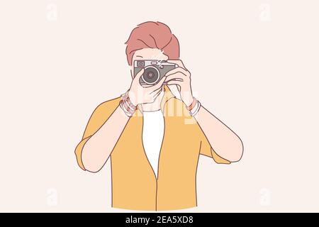 Kreativität, Fotografie, Künstlerkonzept. Junger Mann freiberuflich Fotograf Cartoon Figur stehend machen Schuss auf Kamera Vektor Illustration Stock Vektor