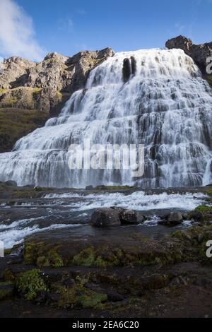 Dynjandi, Fjallfoss, Wasserfall des Flusses Dynjandisá, grösser Wasserfall in den Westfjorden Islands, Westfjorde, Vestfirðir, Fjord, Fjordlandschaft, Stockfoto