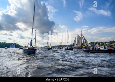 Hamburg, Deutschland - 07. September 2020: Rückkehr des Schiffes Peking im Hamburger Hafen Stockfoto