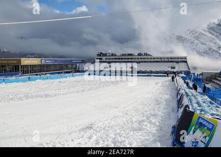 2/8/2021 - Rumerlo-Zielgebiet in Cortina d'Ampezzo, wo das Alpine Combined Women-Rennen wegen Schneefalls während 2021 der FIS Alpine World SKI Championships - Alpine Combined - Damen, Alpine Ski Race in Cortina (BL), Italien, Februar 08 2021 abgesagt wird (Foto by IPA/Sipa USA) Stockfoto