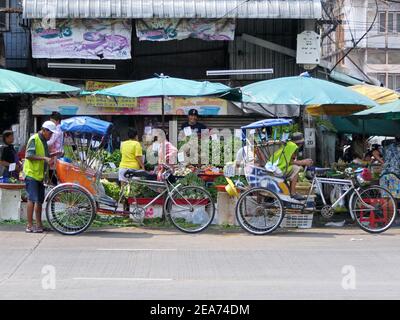 Dreirad Fahrrad wartet auf Kunden Passagier Bangkok Thailand Stockfoto