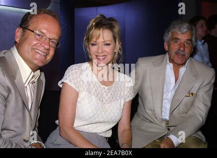 (Bild: Kelsey Grammer, Jean Smart, Dennis Farina ) NBC Press Tour. Los Angeles-CA, 16. Januar 2004 Barbara Binstein/ABACA Stockfoto