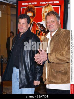 © Lionel Hahn/ABACA. 56490-11. Los Angeles-CA-USA, 26. Februar 2004. David Soul und Paul Michael Glaser besuchen die Weltpremiere von Starsky & Hutch im Mann's Village Theatre in Westwood. Stockfoto