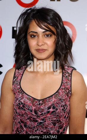 Parminder K. Nagra kommt bei der IFC/Target Independent Spirit Awards After Party im Shutters Hotel in Los Angeles am Samstag, 28. Februar 2004. (Bild: Parminder K. Nagra). Foto von Nicolas Khayat/ABACA. Stockfoto