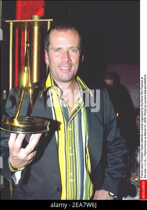 Der französische Schauspieler Christian Vadim nimmt an der vom Pariser Filmfestival organisierten Party im Club L'Etoile in Paris-Frankreich am 31. März 2004 Teil. Foto von Laurent Zabulon/ABACA. Stockfoto