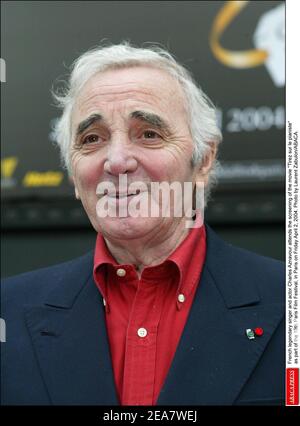 Der französische legendäre Sänger und Schauspieler Charles Aznavour nimmt am Freitag, den 2. April 2004, an der Vorführung des Films Tirez sur le pianiste im Rahmen der Pariser Filmfestspiele 19th in Paris Teil. Foto von Laurent Zabulon/ABACA. Stockfoto