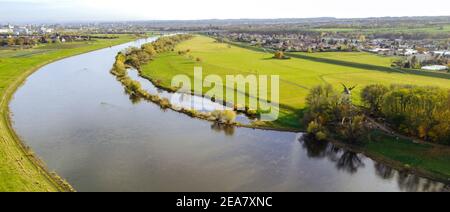 Luftbild Elbe in Serkowitz bei Dresden in Sachsen Stockfoto