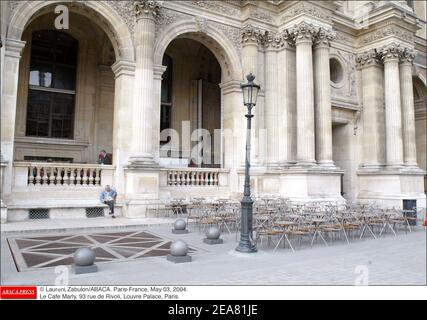 © Laurent Zabulon/ABACA. Paris-Frankreich, 03. Mai 2004. Le Cafe Marly, 93 rue de Rivoli, Louvre Palace, Paris. Stockfoto