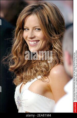 Cast-Mitglied Kate Beckinsale besucht die Van Helsing Weltpremiere im Universal Amphitheatre. Los Angeles, 3. Mai 2004. Foto von Lionel Hahn/Abaca. Stockfoto