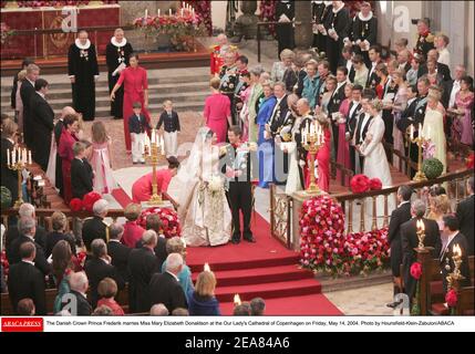 Der dänische Kronprinz Frederik heiratet am Freitag, den 14. Mai 2004 in der Kathedrale unserer Lieben Frau in Kopenhagen die Miss Mary Elizabeth Donaldson. Foto von Hounsfield-Klein-Zabulon/ABACA Stockfoto